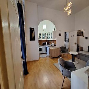 Studio2000Budapest